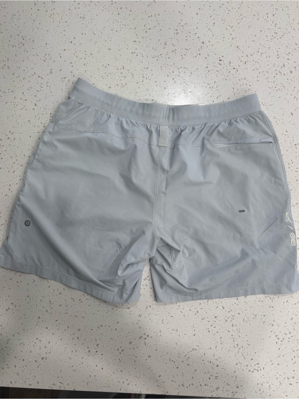 lululemon License to train short. Linen color. XL. 7’ inseam - Picture 2 of 4